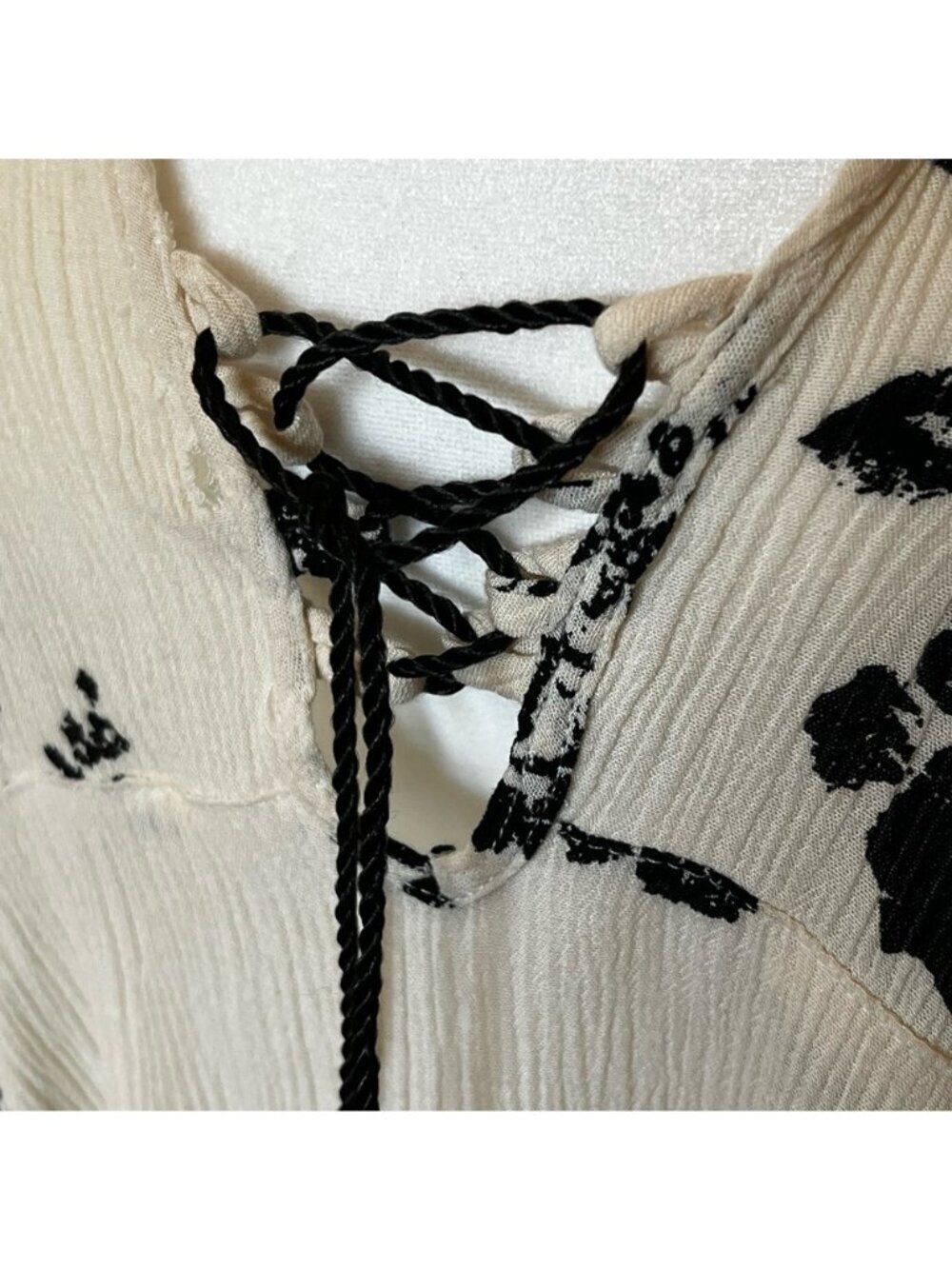 Anthropologie Lovestitch Black Cream Floral Top Sz M Boho Coquette Flowy Cotton - Picture 7 of 14